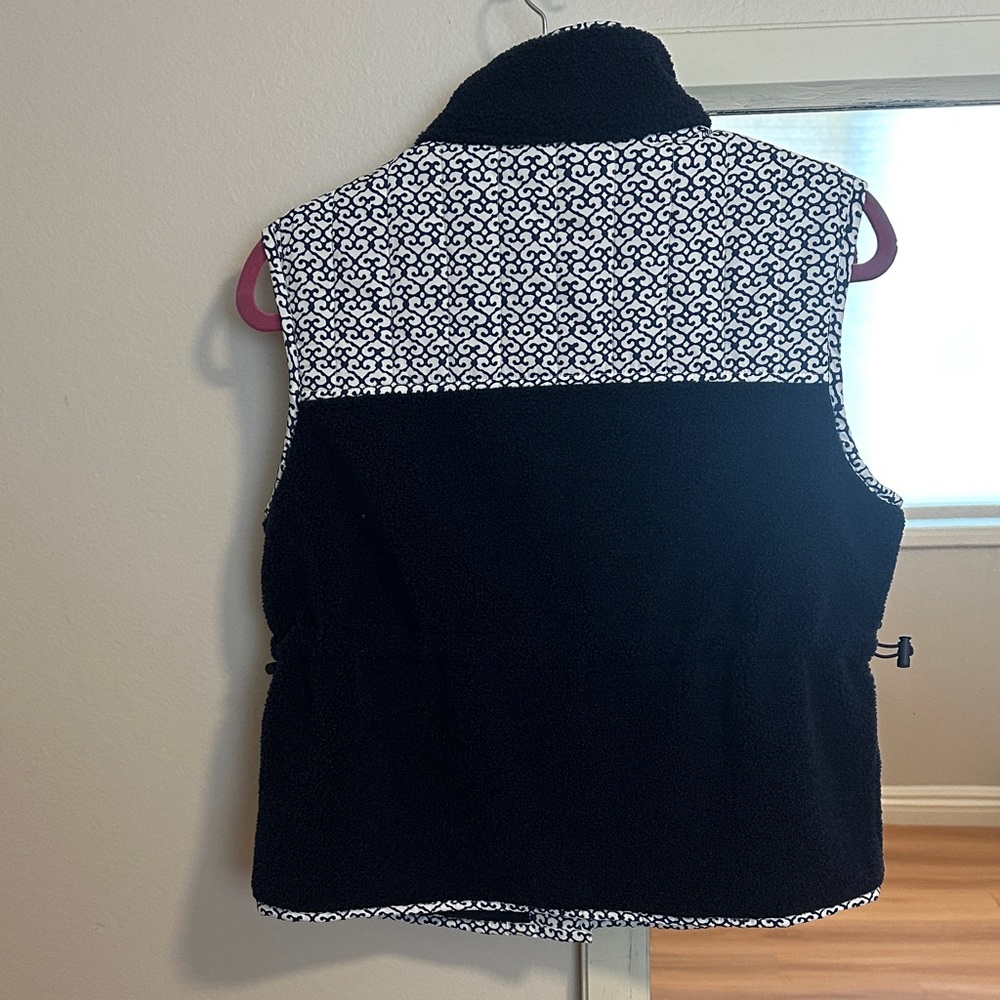 Roller Rabbit Navy and White Patterned Vest - Picture 4 of 4